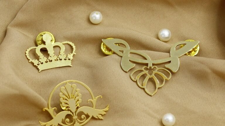 Lapel Pins Maker